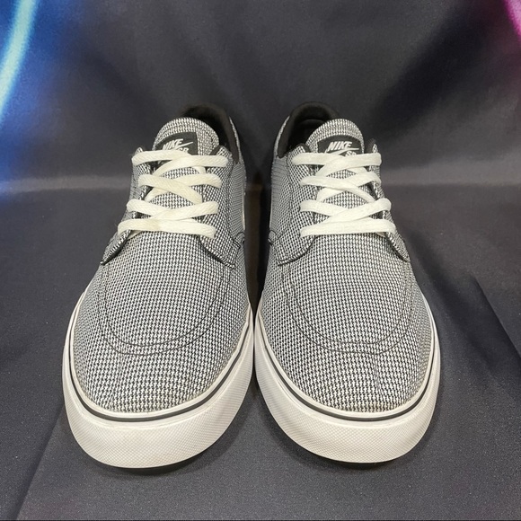 Nike SB Clutch Premium Shoe Men's Size 13 - Picture 2 of 5